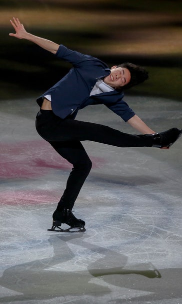 Chen wins short program, Knierims take 3rd pairs title